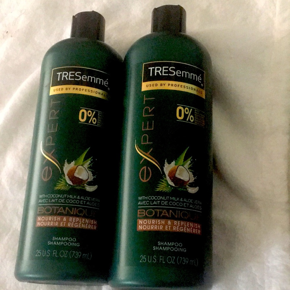 TRESemme Botanique Coconut Milk Shampoo 2 Pc Lot 739ml Each